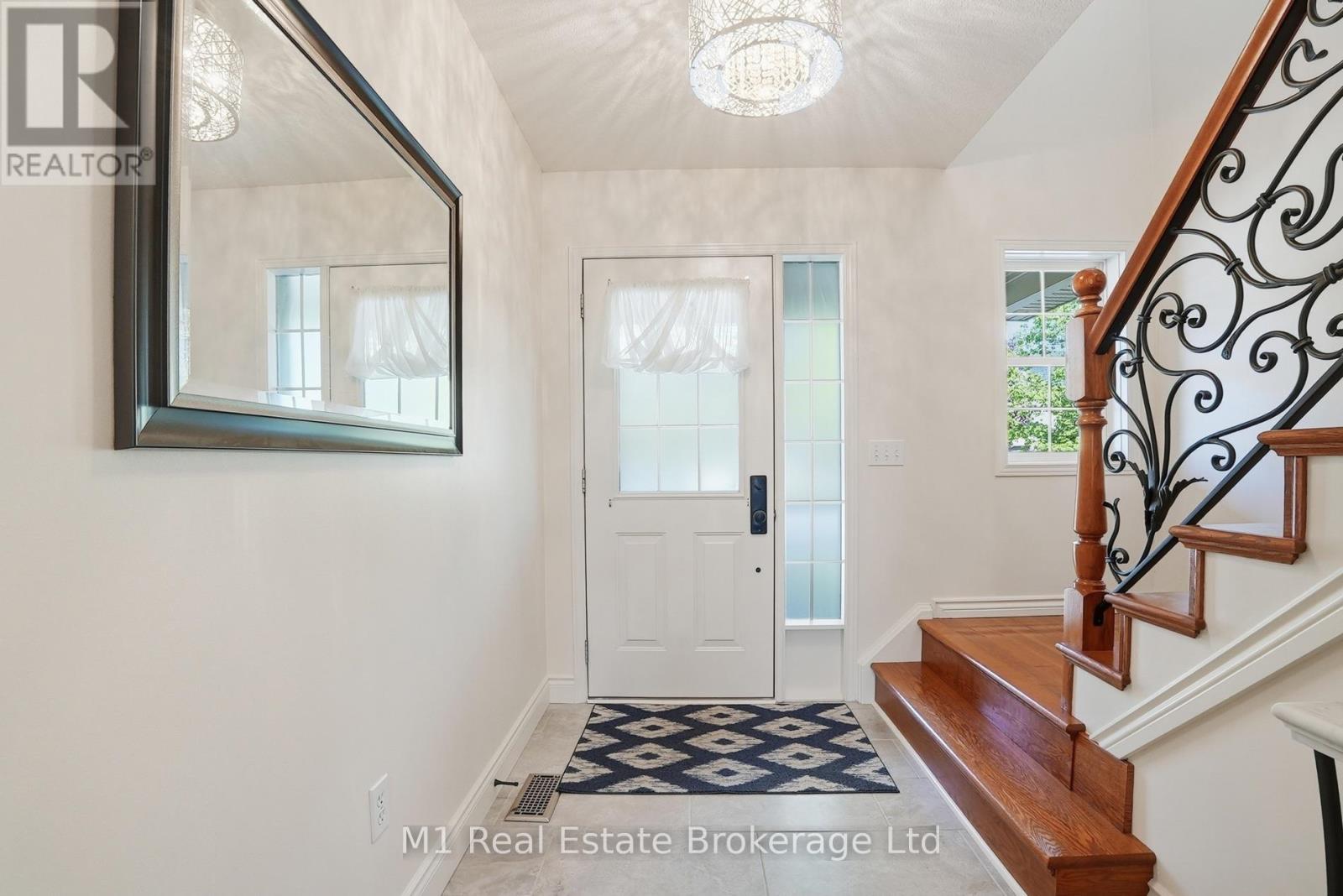 89 MCARTHUR DRIVE