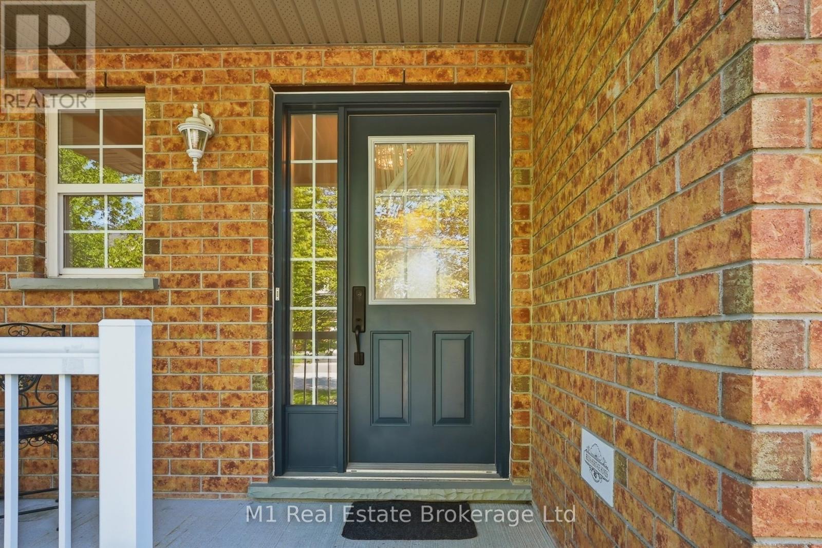 89 MCARTHUR DRIVE