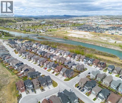 50 Riviera View Cochrane AB T4C0Y7