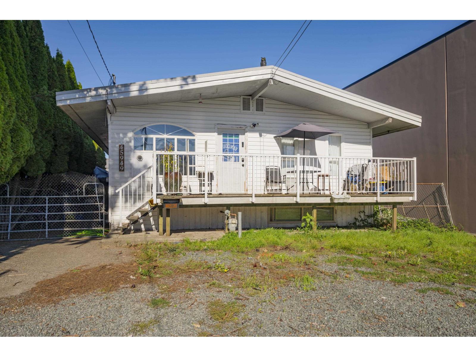 45949 ROWAT AVENUE|Chilliwack Proper South