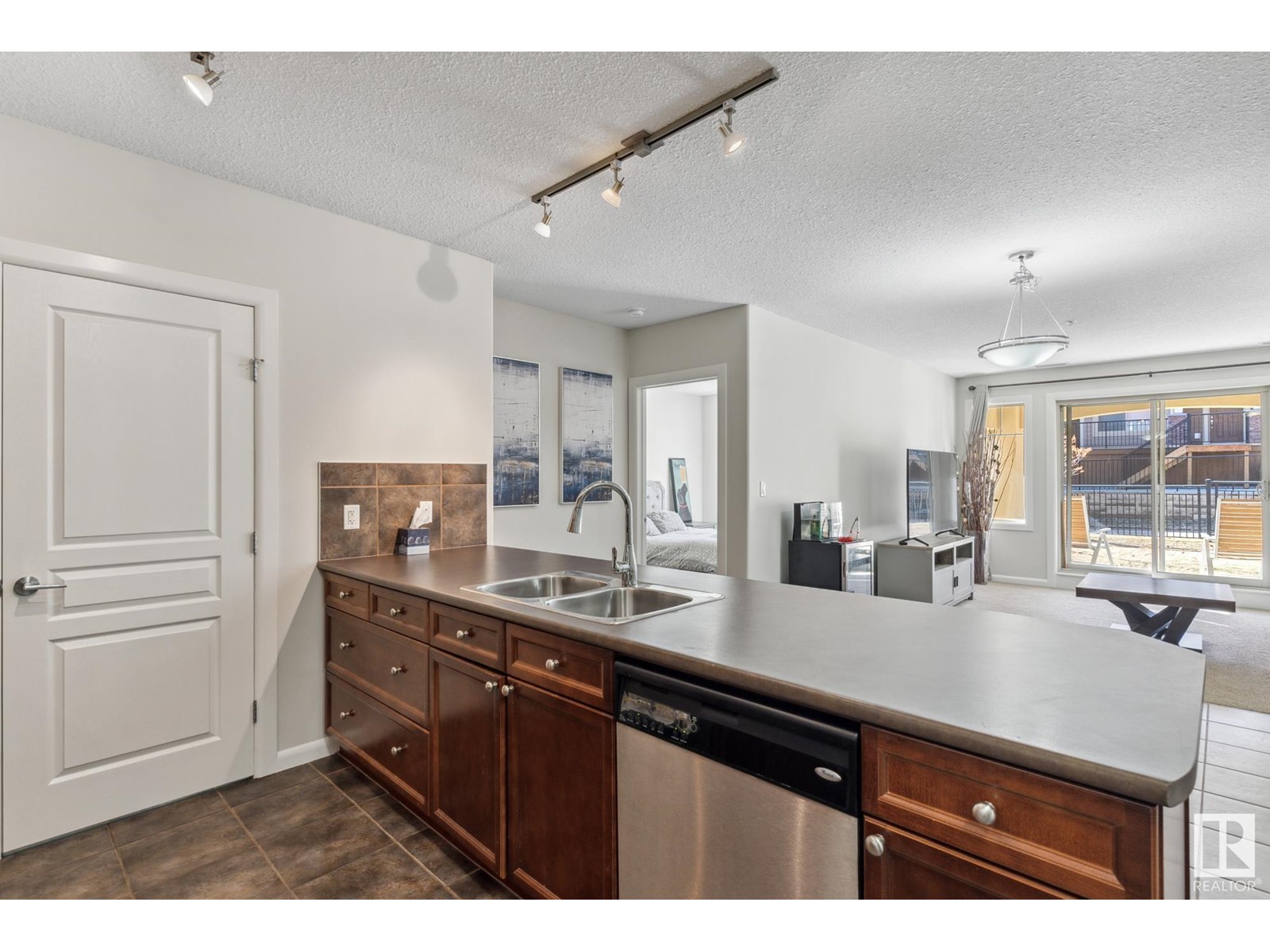 #107 501 PALISADES WY
