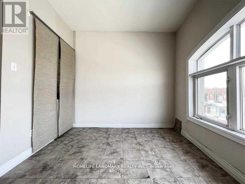 2473 YONGE STREET