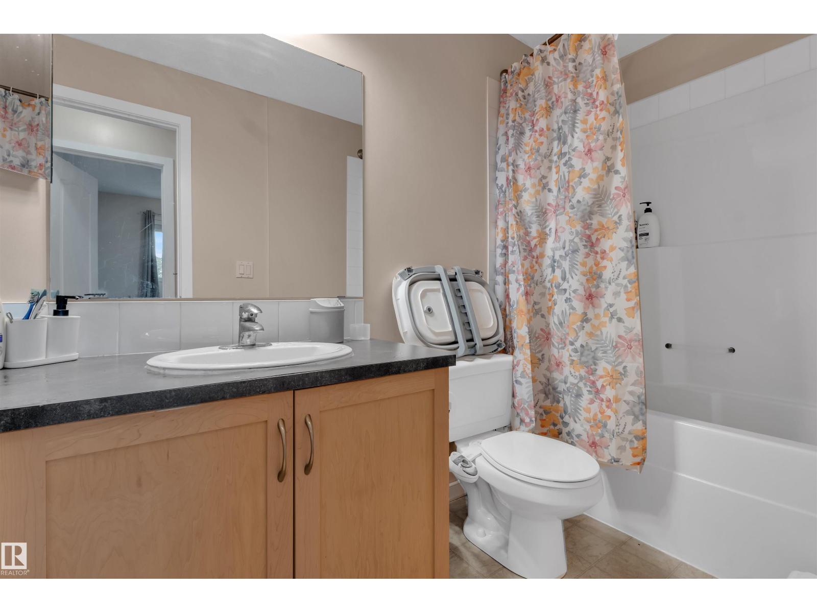 #108 392 SILVER BERRY RD NW