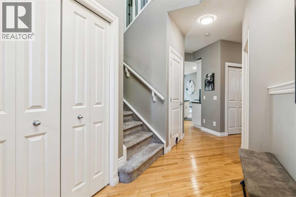 58 Cougar Plateau Way SW
