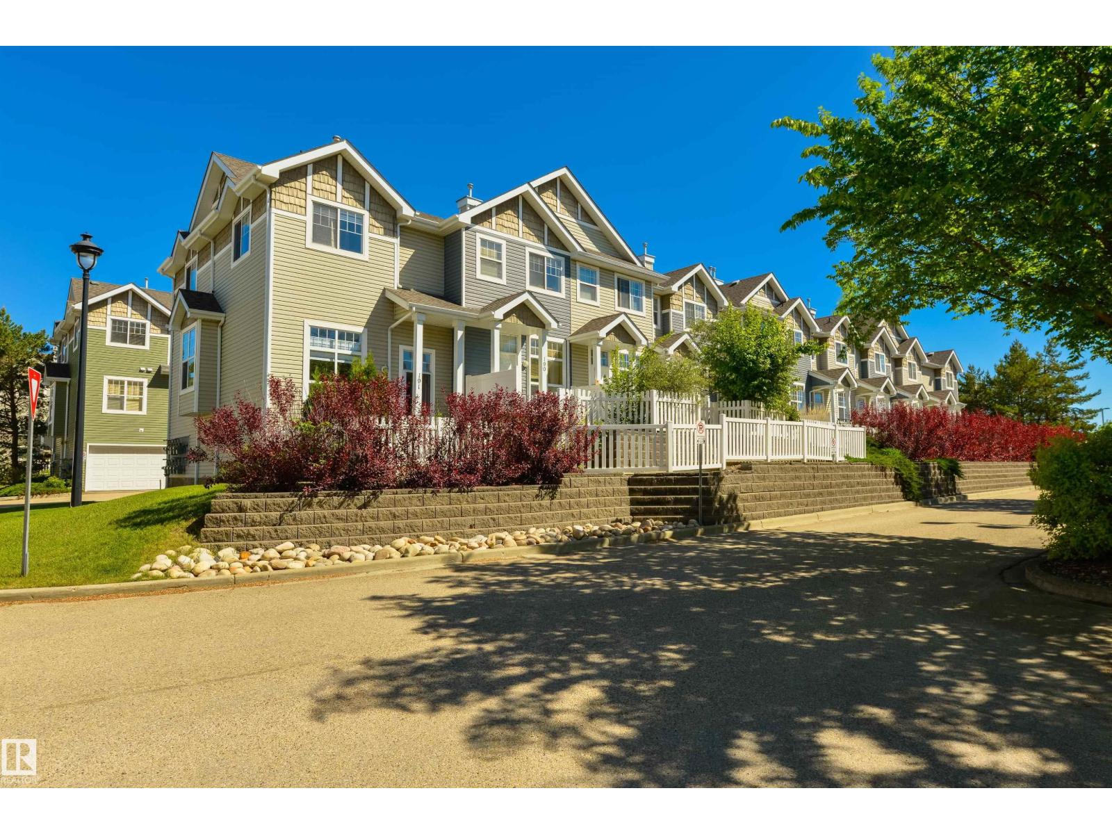 #189 5604 199 ST NW