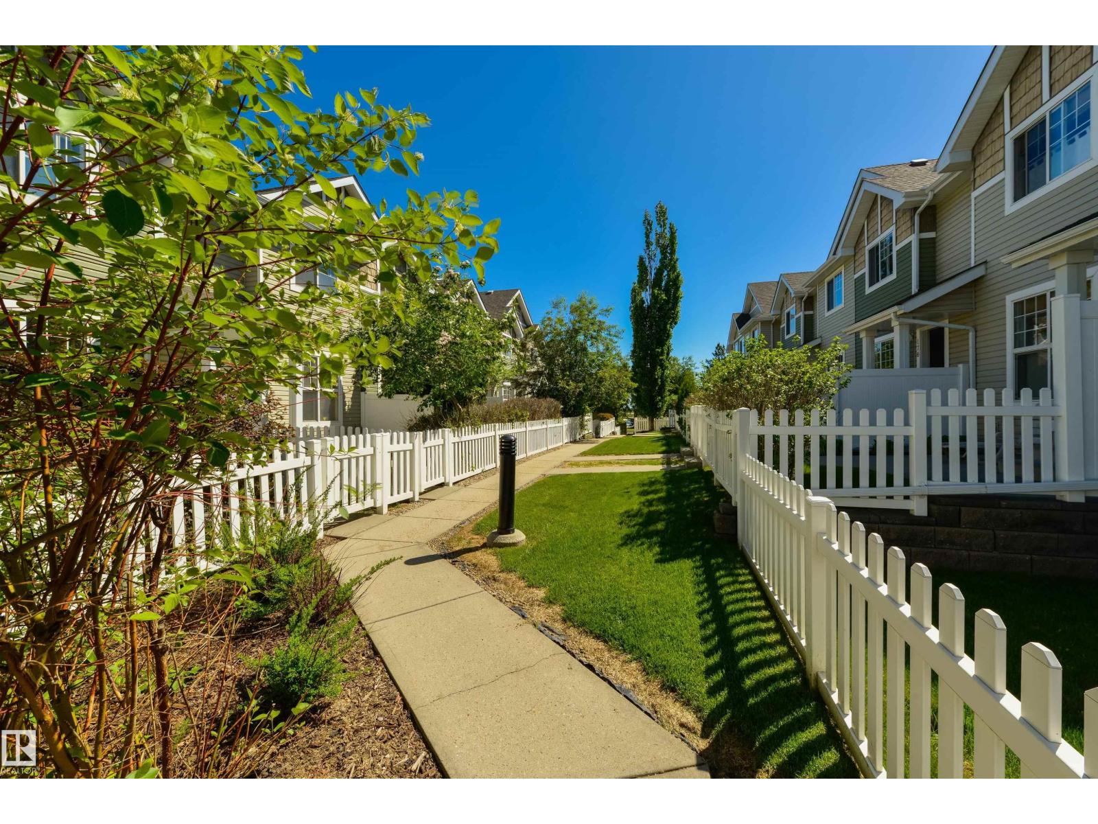 #189 5604 199 ST NW