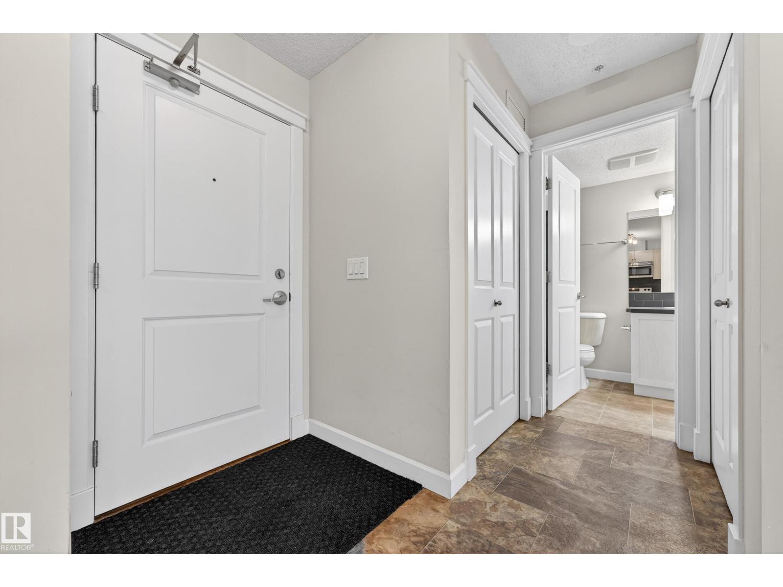 #310 3719 WHITELAW LN NW