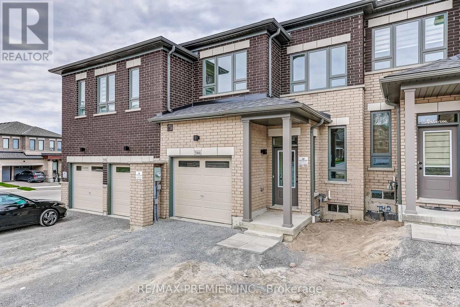 NOVA MODEL - 2968 PETER MATTHEWS DRIVE