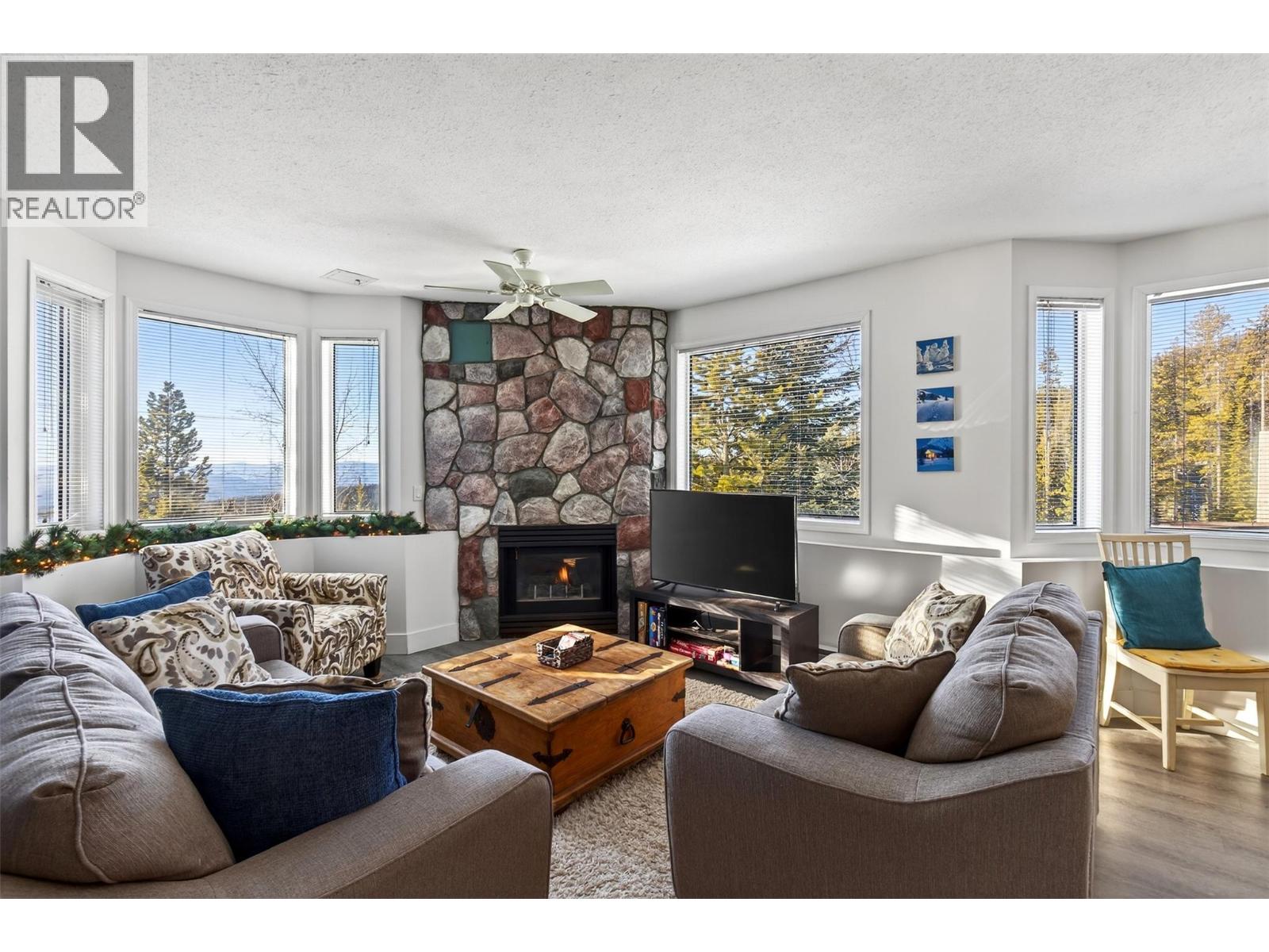 225 Kettle View Road Unit# 104