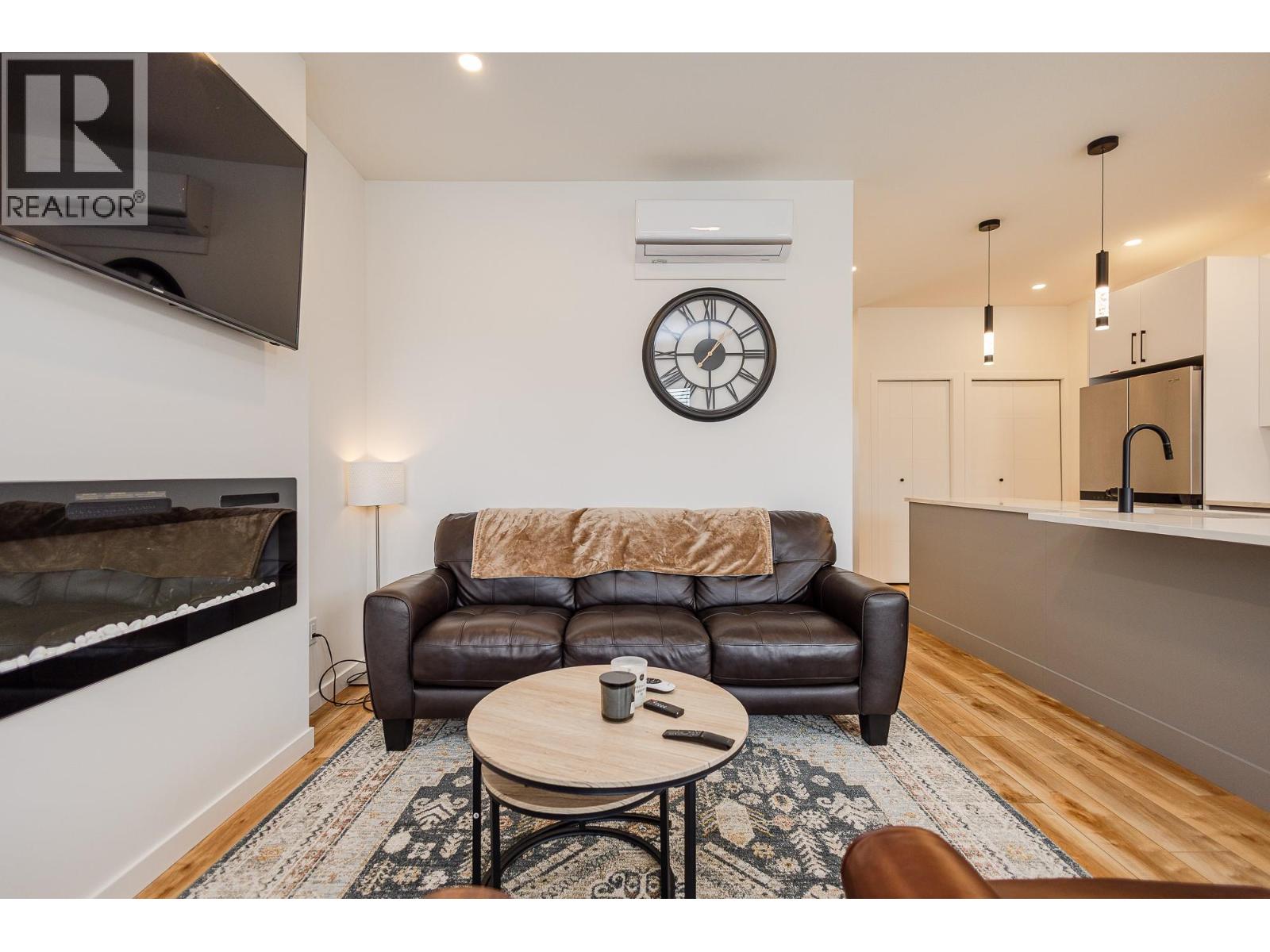 169 Maple Street Unit# 104