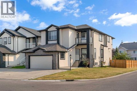202 Coral Reef Manor NE Calgary AB T3J3Y7