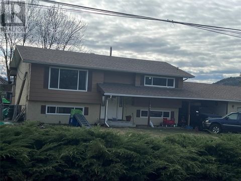 163 Cariboo Road Kelowna BC V1V2E4