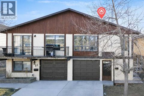49 Beacham Way NW Calgary AB T3K1R7
