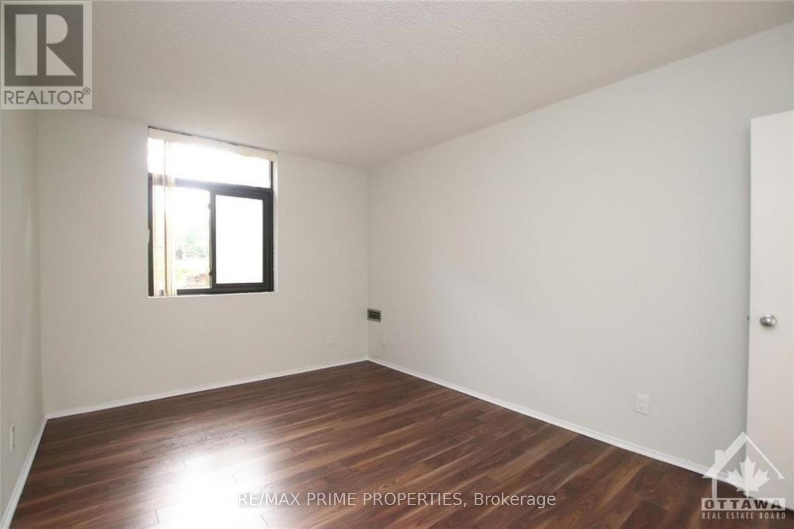 410 - 2871 RICHMOND ROAD