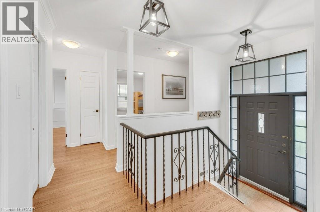 602 STEPHENS Crescent