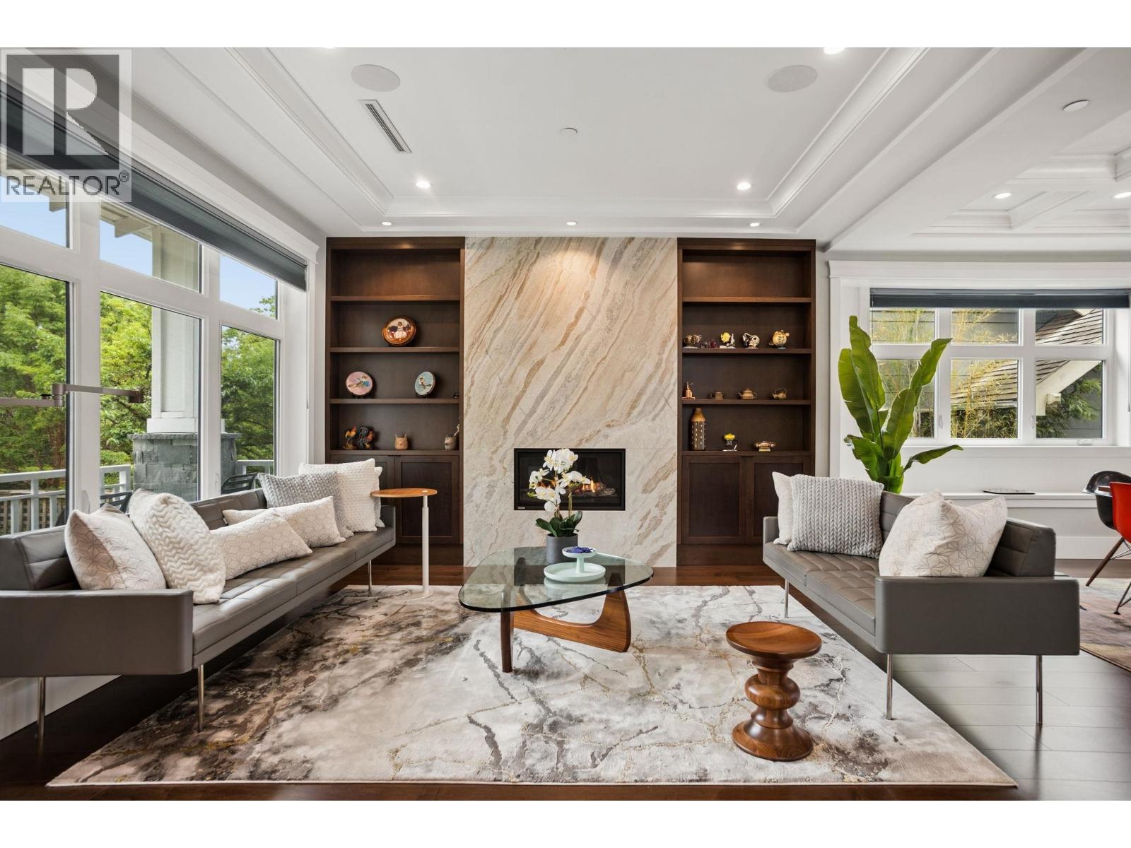 2011 W 36TH AVENUE
