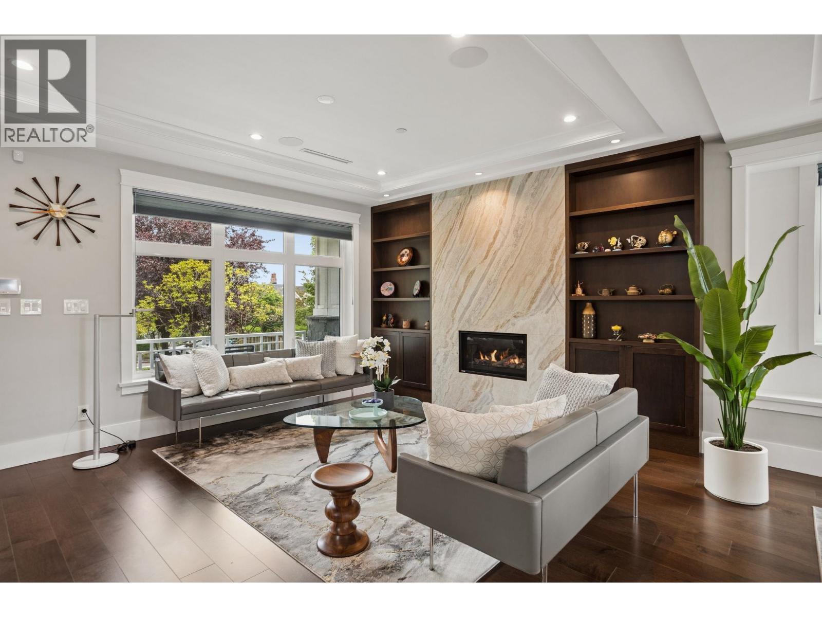 2011 W 36TH AVENUE