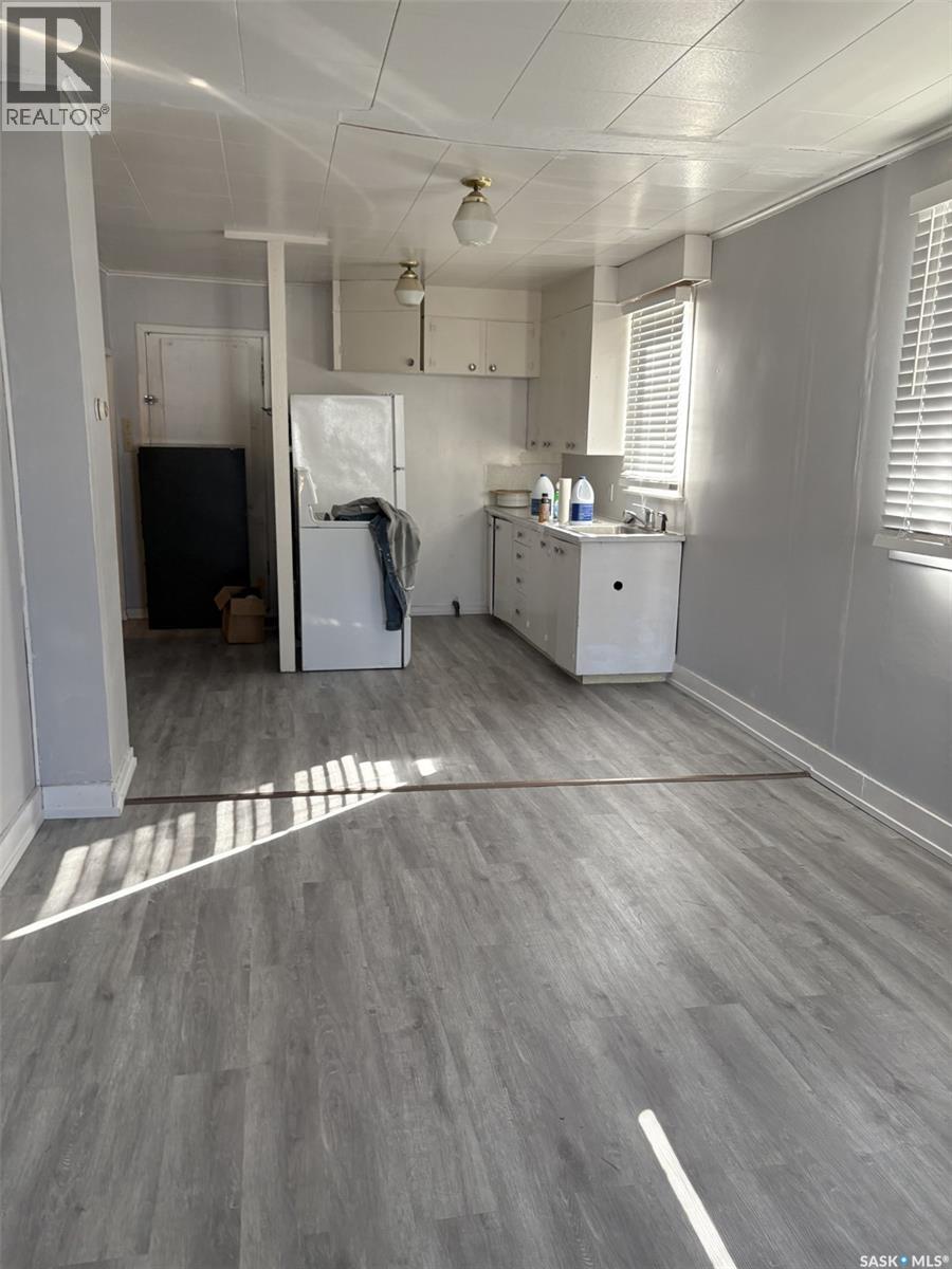 55 Iroquois STREET W