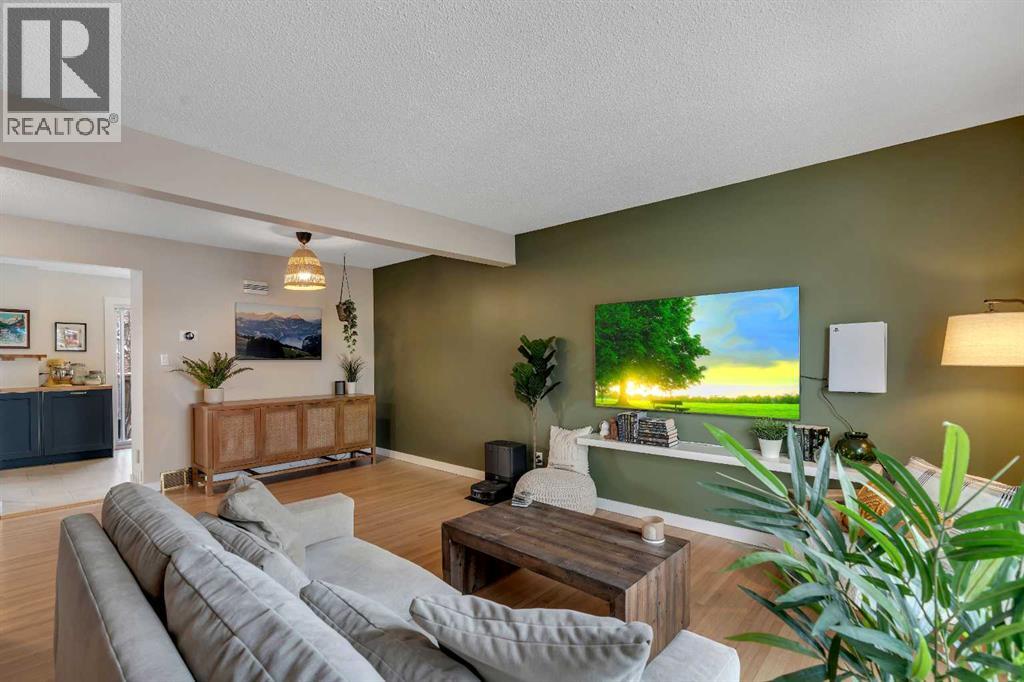 102, 9803 24 Street SW