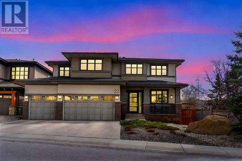 22 Wexford Way SW Calgary AB T3H0H1