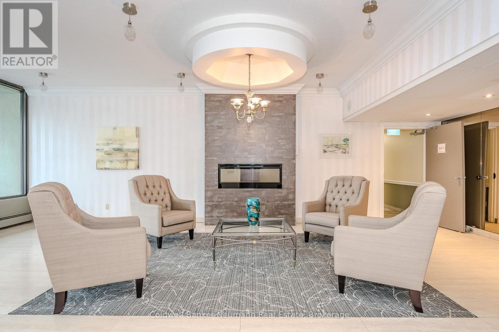 305 - 23 WOODLAWN ROAD E