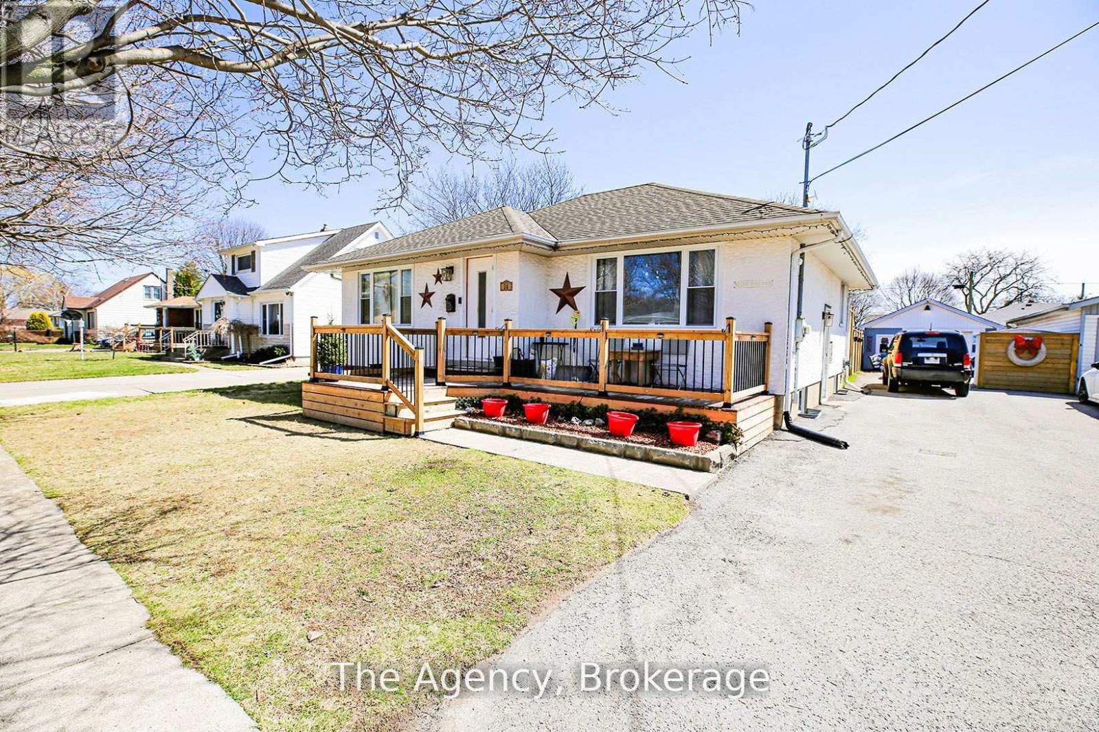 14 HEYWOOD AVENUE