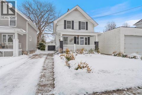 110 James STREET Sarnia ON N7T6P4