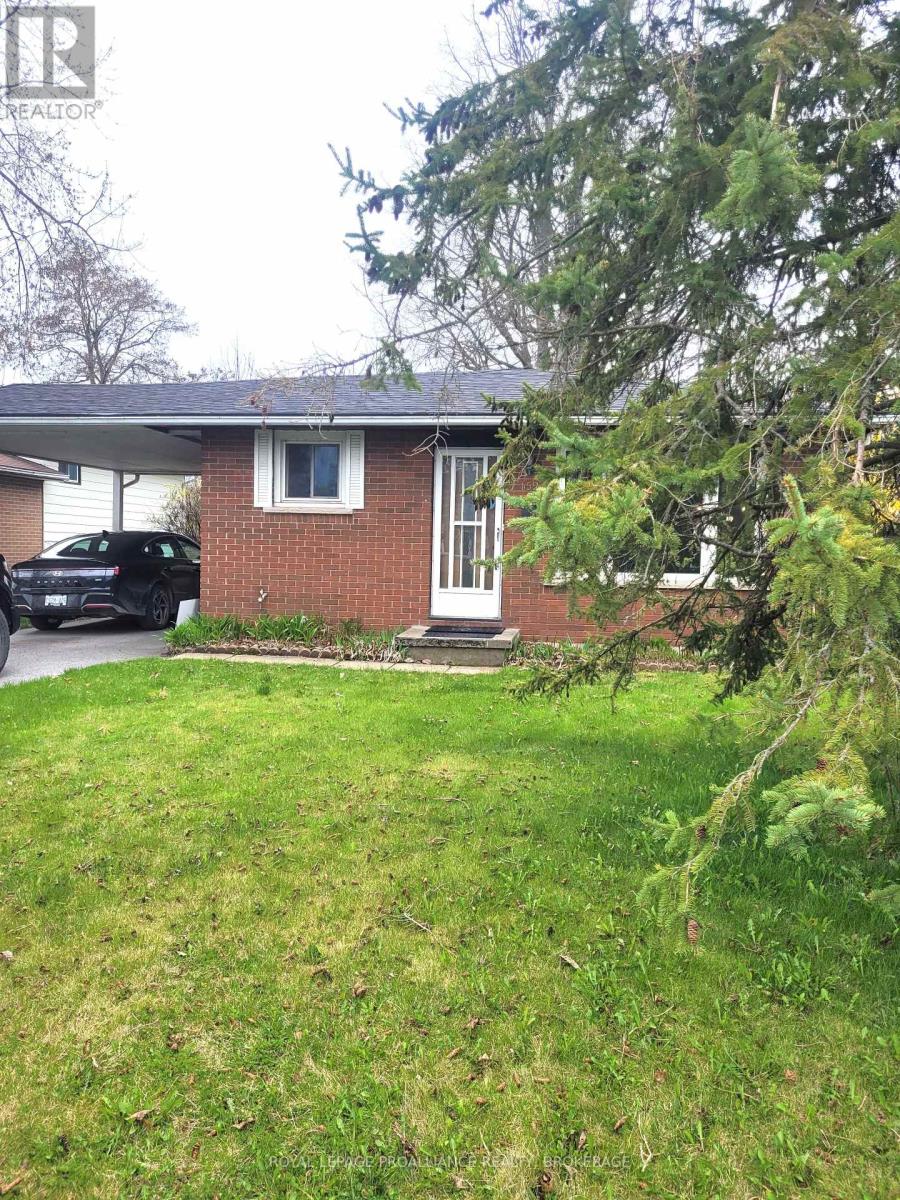 152 CALDERWOOD DRIVE