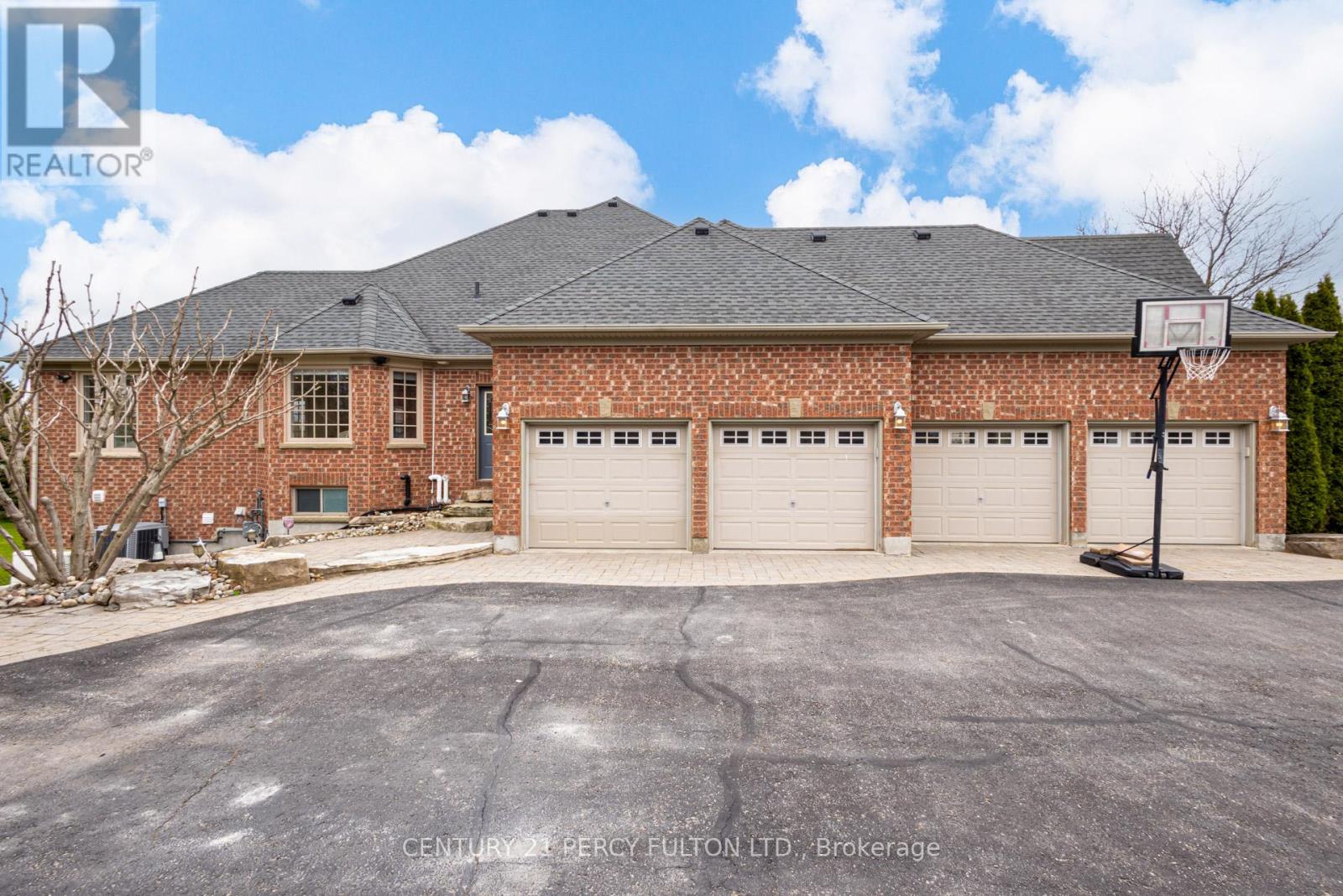 19 WILSON HOUSE DRIVE