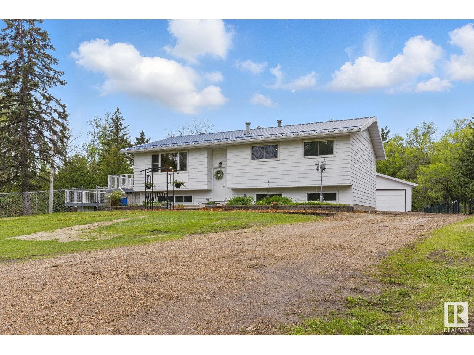 #73 53046 RGE ROAD 222