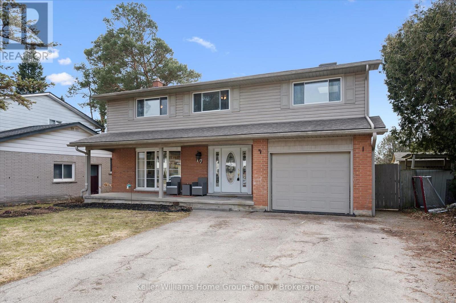 17 CARMINE PLACE
