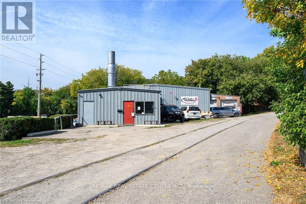 347 HATT STREET W