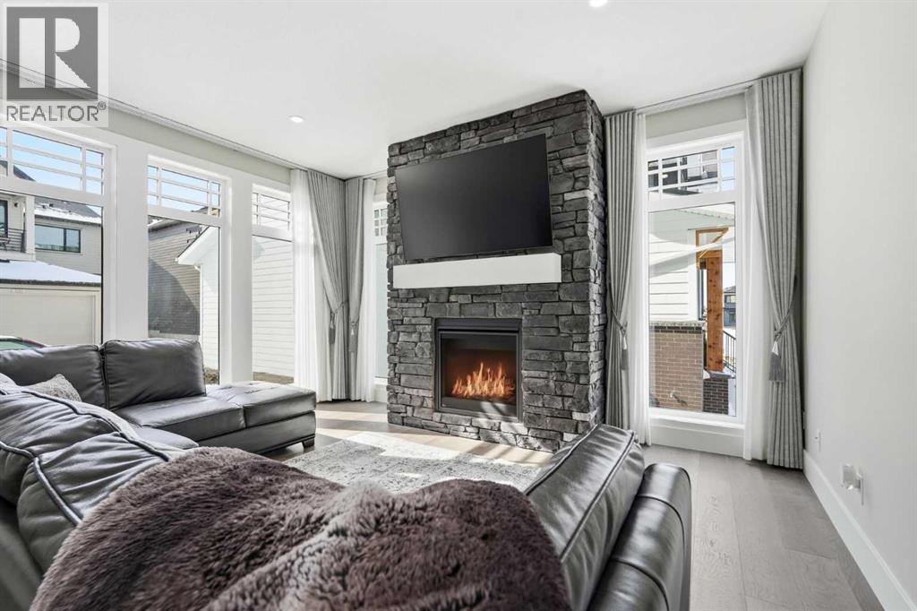 74 Alpine Gardens SW