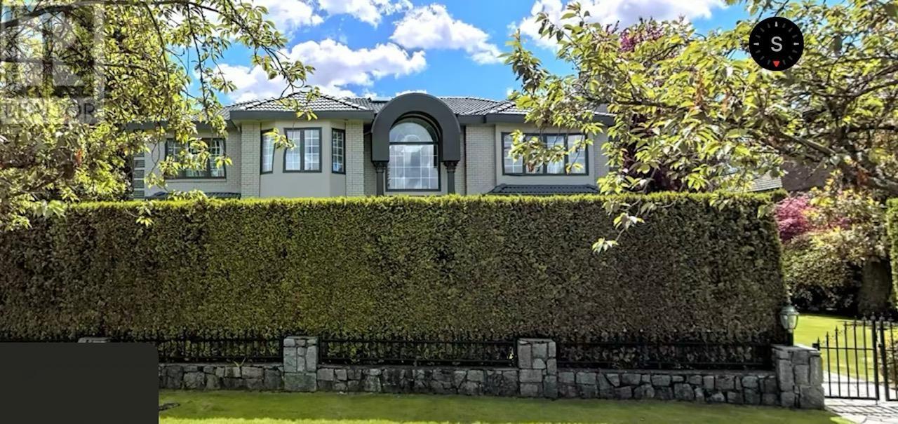 1368 MINTO CRESCENT