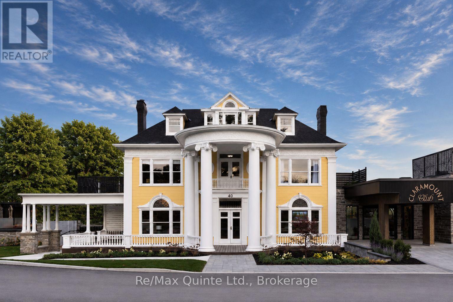 211 - 12 CLARA DRIVE