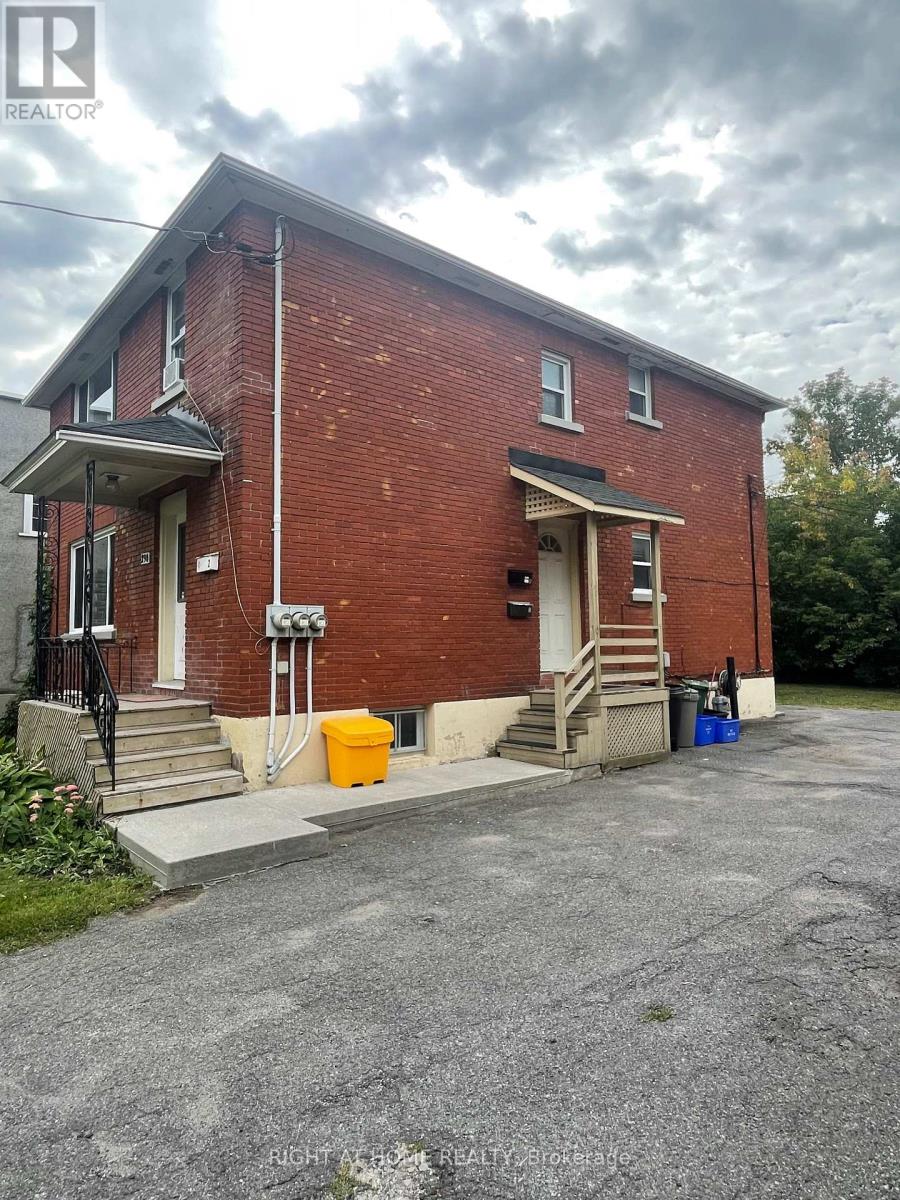 298 CHURCHILL AVENUE N