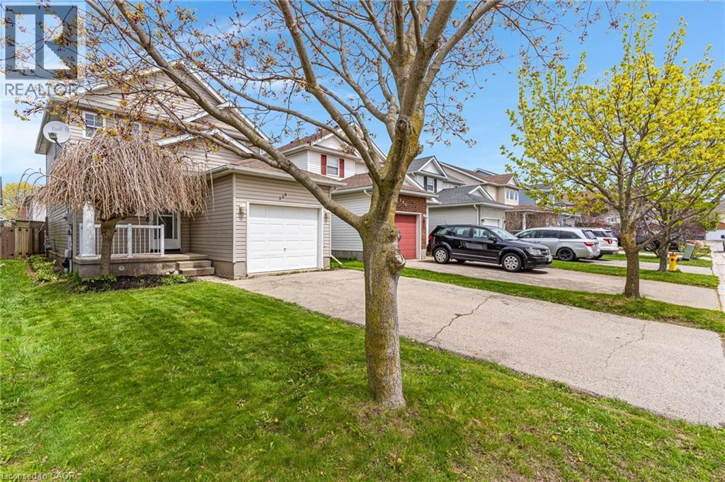 359 HIGHBROOK Crescent