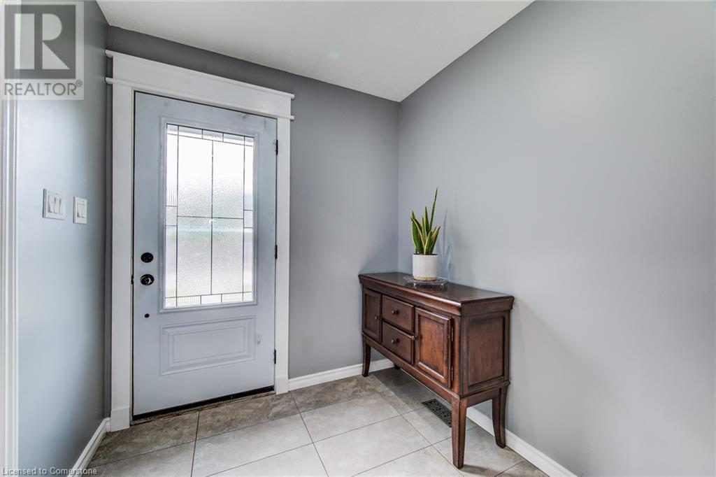 293 FAIRWAY Road N Unit# 37