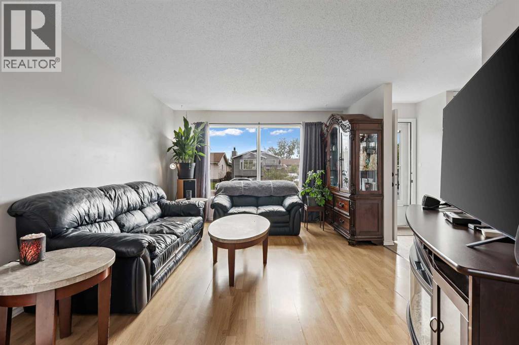 191 Castlebrook Road NE