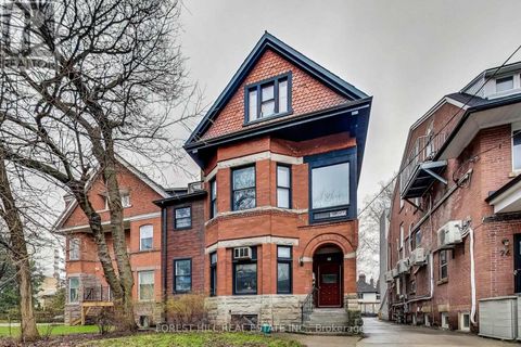 72 WALMER ROAD Toronto (Annex) ON M5R2X7