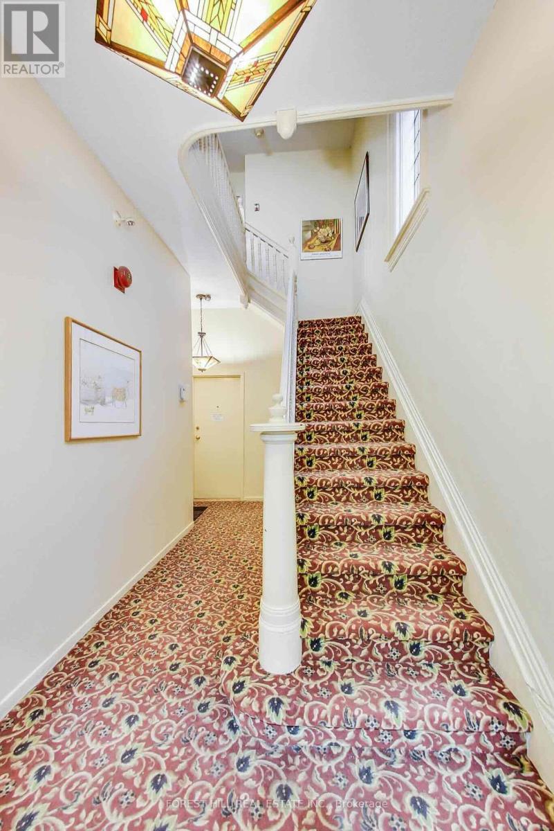 72 WALMER ROAD