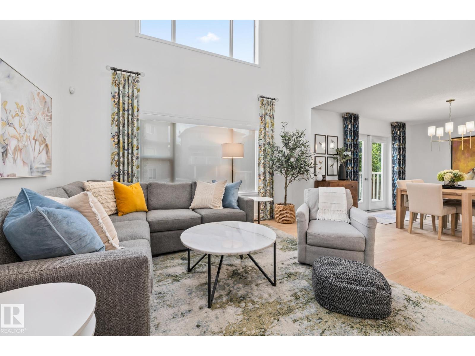 121 HAYWARD CR NW
