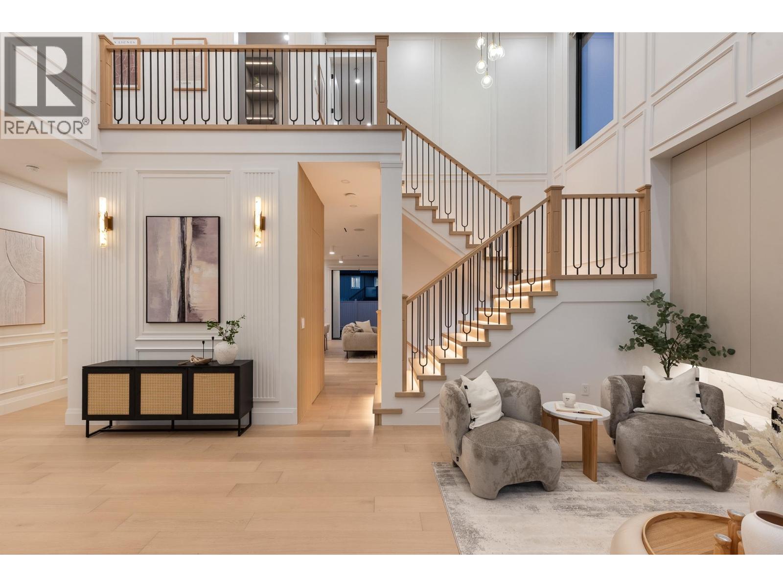 805 PROSPECT STREET