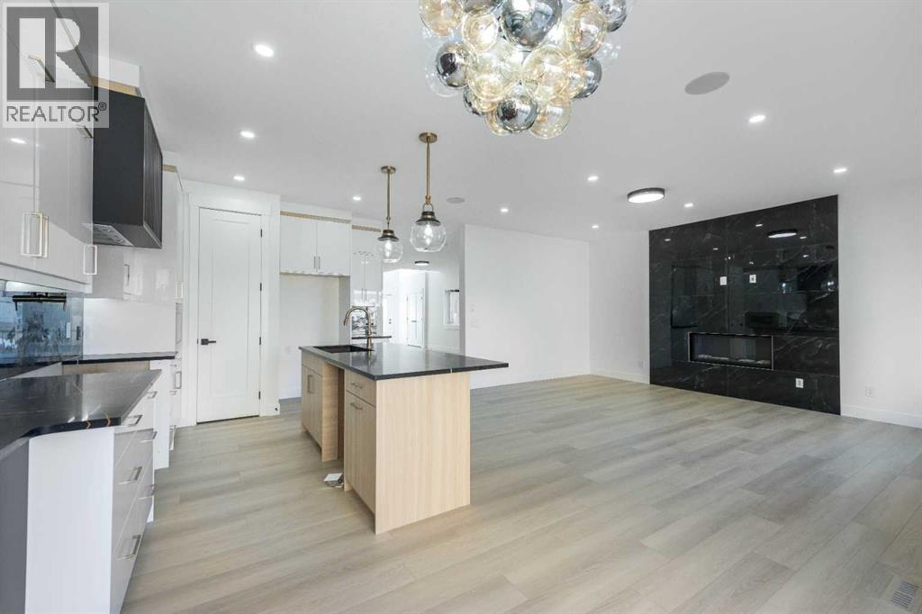 43 Saddlecrest Link NE