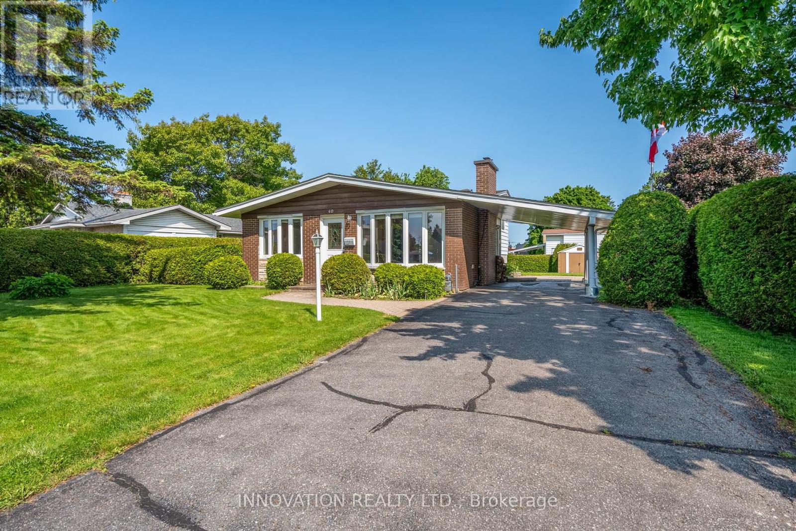 40 HADLEY CIRCLE