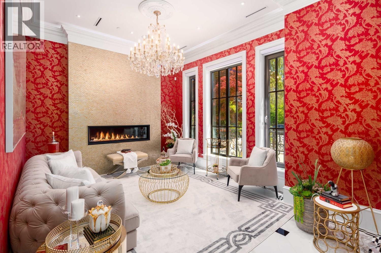 8483 WILTSHIRE STREET