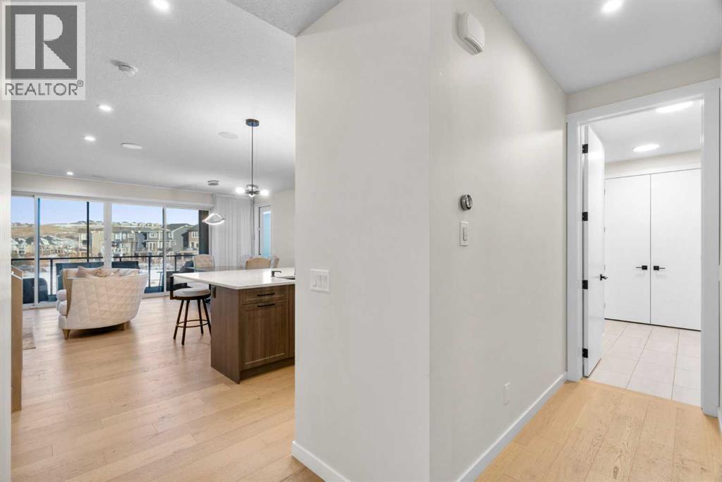 1104 Cranbrook Gardens SE