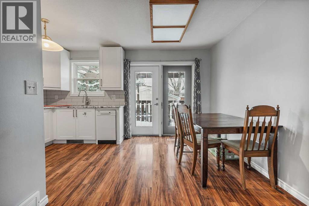 55 Chippewa Crescent W