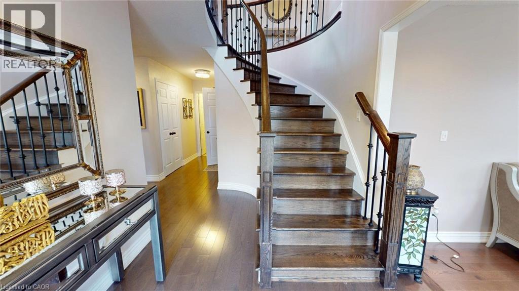 6466 LISGAR Drive