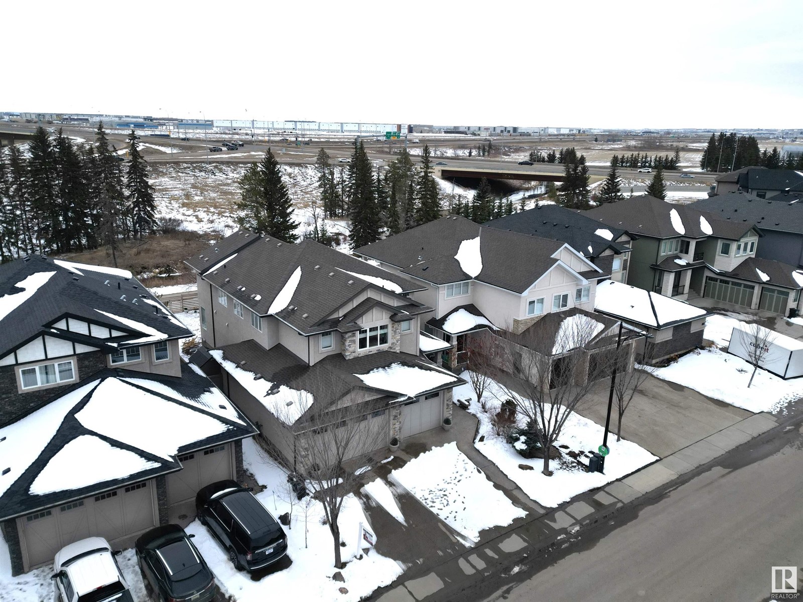 1330 ADAMSON DR SW